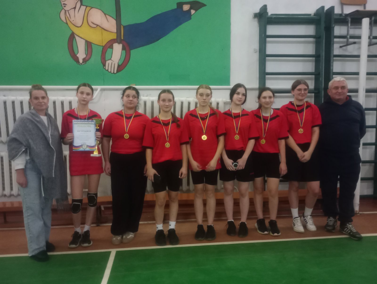 Пліч-о-пліч: змагання з баскетболу серед дівчат 9-11 класів