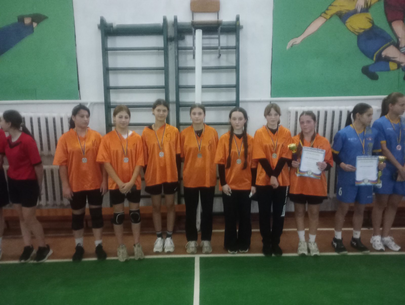 Пліч-о-пліч: змагання з баскетболу серед дівчат 9-11 класів